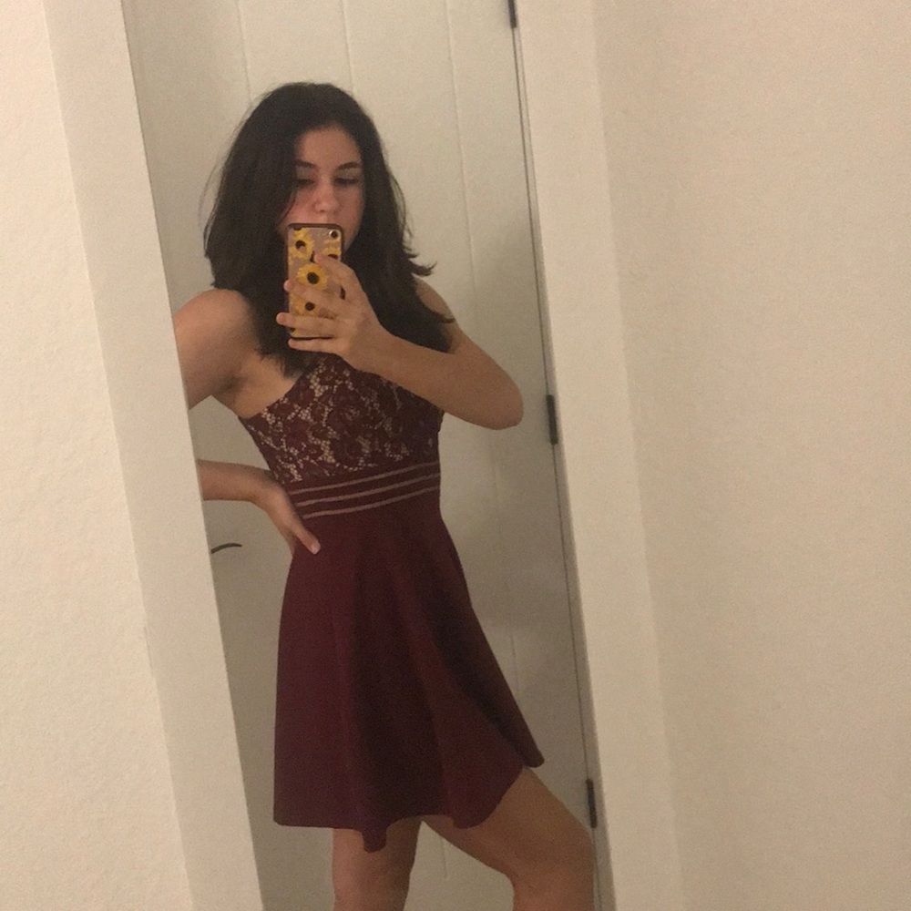 Woman’s Burgundy Lace Dress